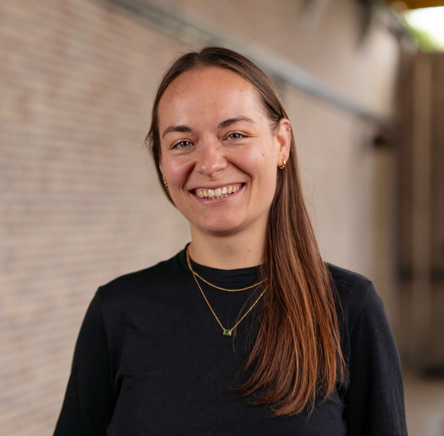 Olga Szewczyk - The School for Moral Ambition - 4 Sep 2025 - Portret_6_by Isabell Janssen - Outsider.i_ (1)